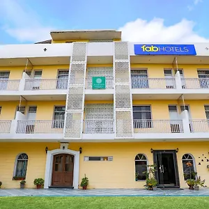Hotel Fabhotel Aravali, Gurgaon